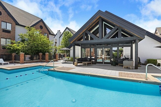 Avia Apartments on College Blvd (Overland Park), Overland Park, KS 66210 - photo 6