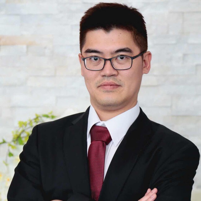 Agent Photo