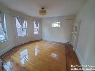 229 Harvard St, Cambridge, MA 02139