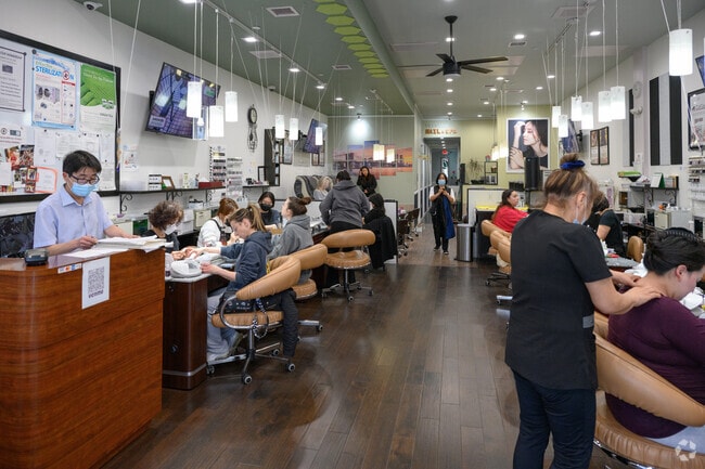 Franklin Nail & Spa is the spot for manicures, pedicures and waxing in Franklin Lakes.