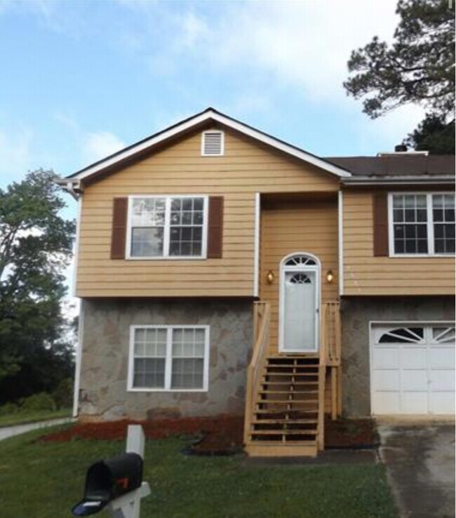 2331 Wilkins Ct, Decatur, GA 30035