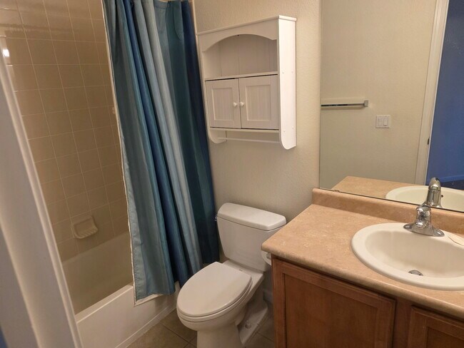 7514 S Quatar Way, Aurora, CO 80016 - photo 6