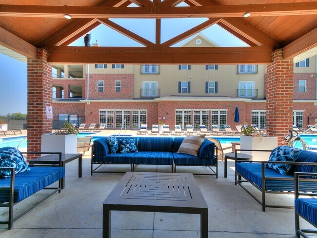 1407 S Grand Ave - Reshoot-15 (1)