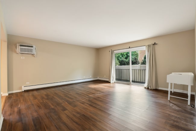 505 Kenilworth Ave, Glen Ellyn, IL 60137 - photo 4