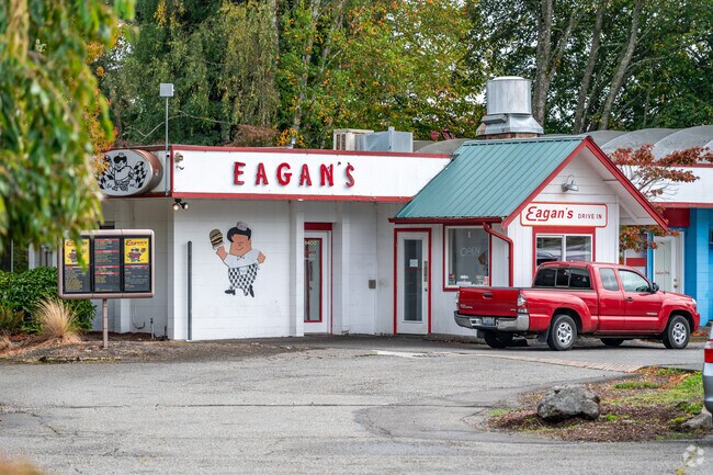 Classic drive-in favorites and espresso drinks at Eagan’s in Southeast Capitol Boulevard.
