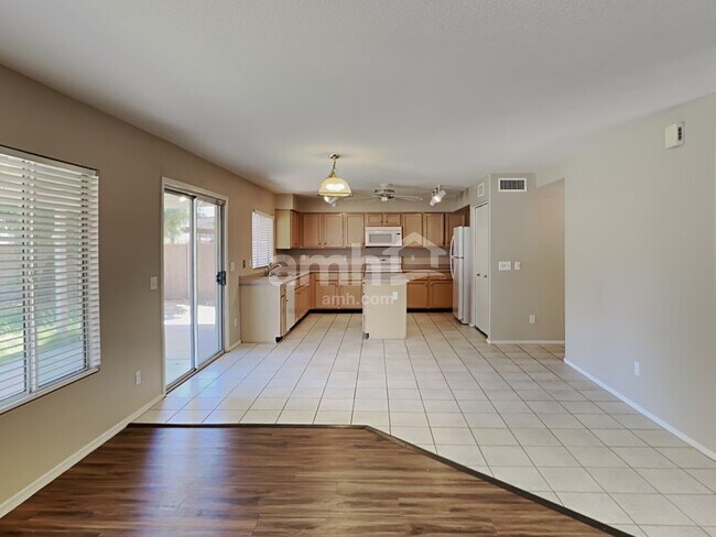 7227 E Navarro Ave, Mesa, AZ 85209 - photo 5