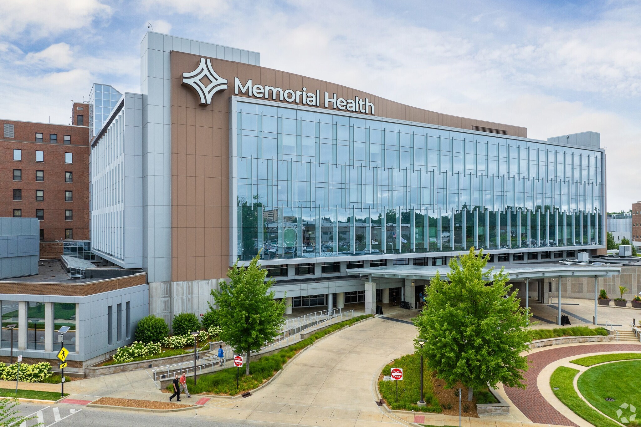 Springfield Memorial Health is conveniently located minutes from Oak Ridge.