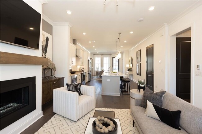 5059 Shirley Oaks Dr unit 309, Peachtree Corners, GA 30092 - photo 2