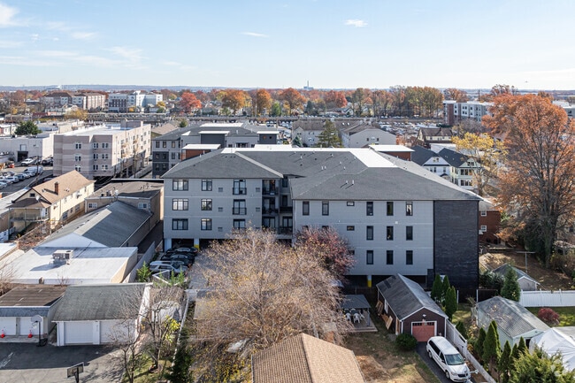 35 W Price St, Linden, NJ 07036 - photo 6