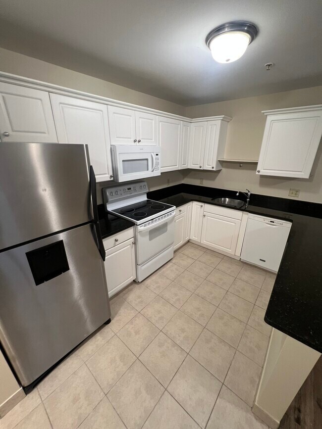 12 Florence St Unit 413, Malden, MA 02148