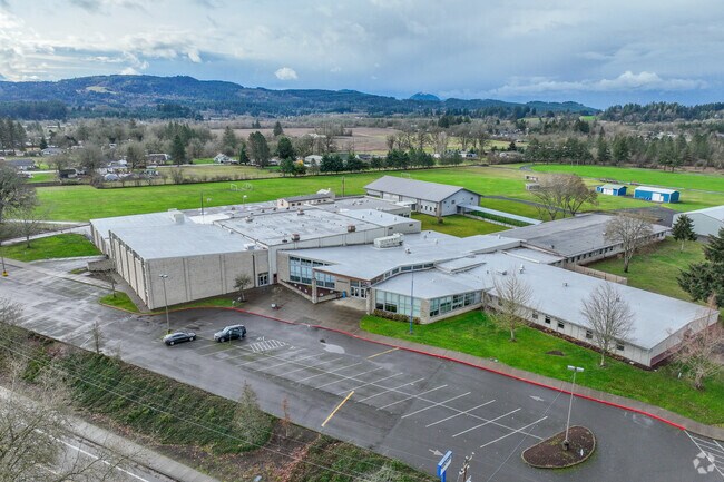 Seven Oak Middle School provides a great learning space for students.