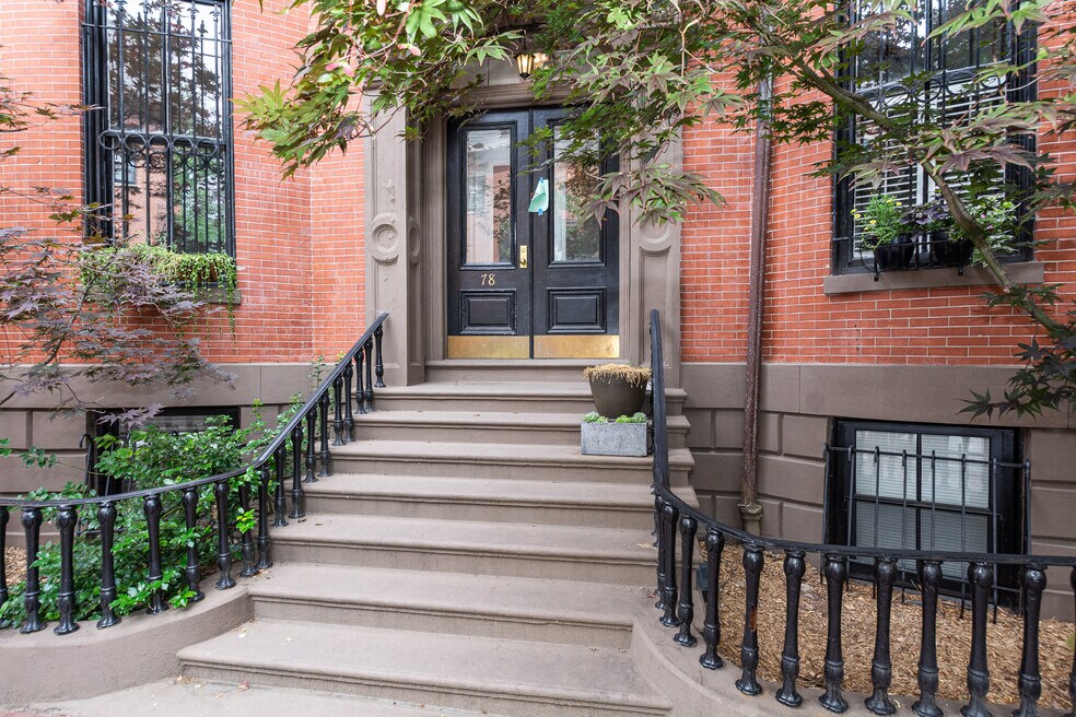 78 W Concord St unit 78, Boston, MA 02118 - photo 1