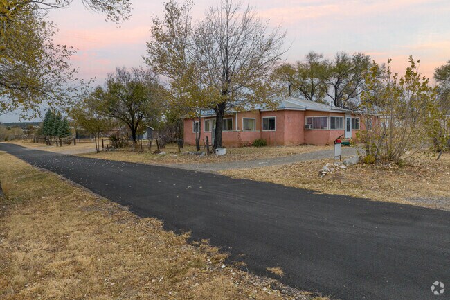 Many single family houses allow you to enjoy the peace and serenity of Manzano Mountain.