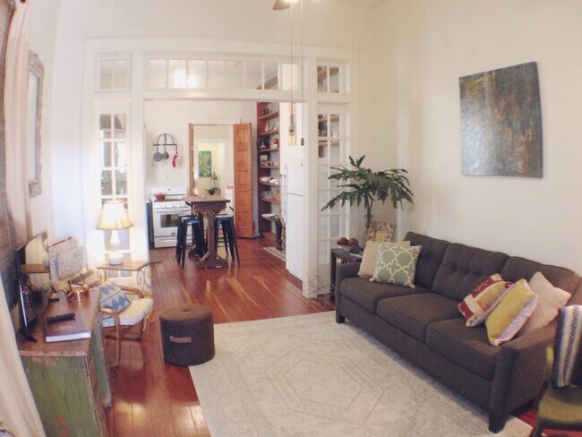 2815 Ursulines Ave unit 2815, New Orleans, LA 70119 - photo 2