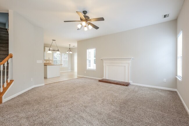 117 Misty Crest Cir, Greenville, SC 29615 - photo 4