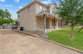305 Sterling St, College Station, TX 77840
