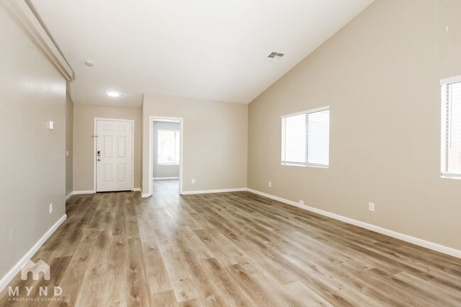 3412 W Fraktur Rd, Phoenix, AZ 85041 - photo 2