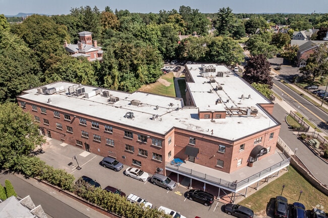 Veritas Preparatory Charter School is located in Springfield.