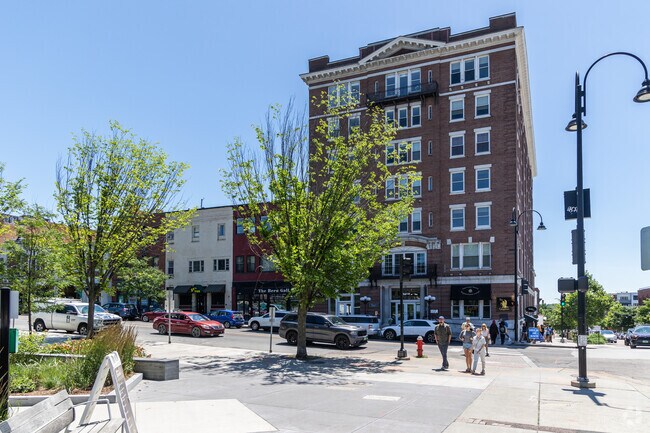 Built in 1910, The Vermont House Condo in Burlington is a luxury high-rise development.