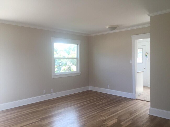 3825 1/2 Sawtelle Blvd unit 1/2, Los Angeles, CA 90066 - photo 6