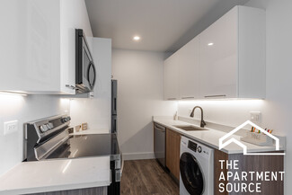 941 W Carmen Ave Unit 705, Chicago, IL 60640