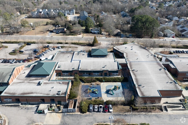 Apex Elementary School is a public school in Apex,NC with around 650 students.