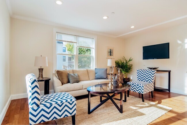 106 Maverick St unit 1, East Boston, MA 02128 - photo 6