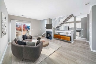 1015 Preserve Ave, Naperville, IL 60564