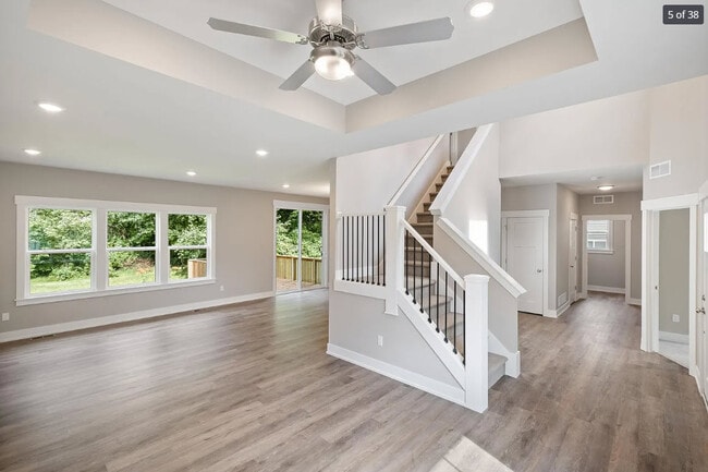 5453 W Heathwood Dr SE, Grand Rapids, MI 49512 - photo 5