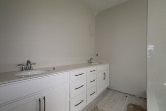 627 Pothos St, Apopka, FL 32703