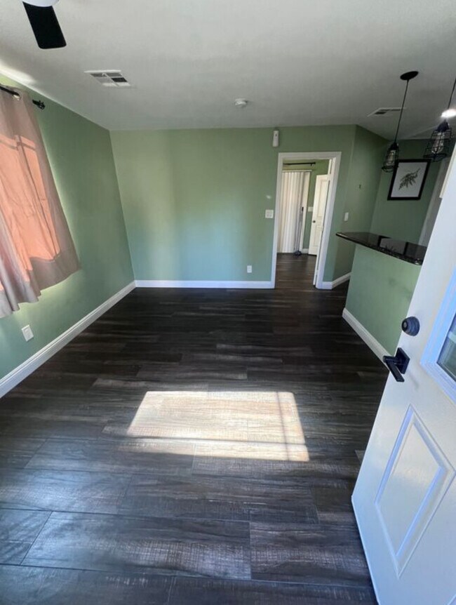 28823 Kenroy Ave, Canyon Country, CA 91387 - photo 2