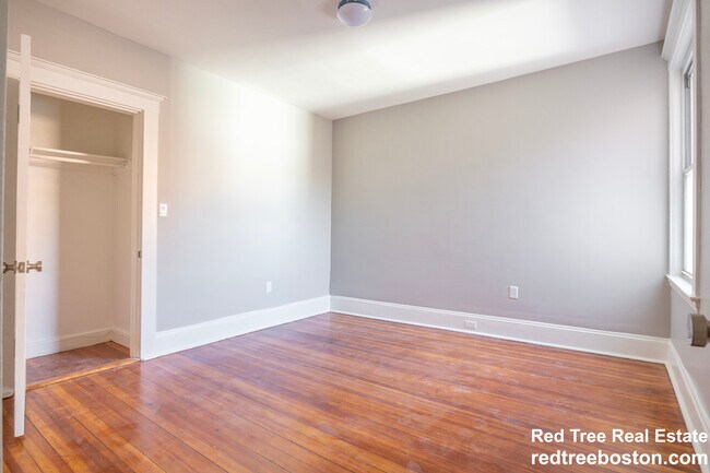 190 Kelton St unit 3, Boston, MA 02134 - photo 7