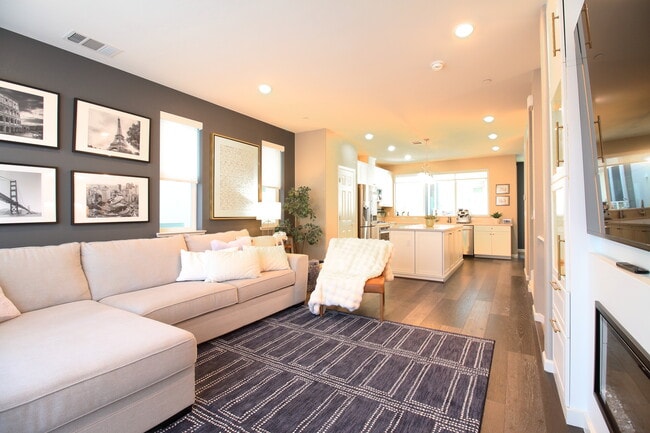 164 Agustin Narvaez St, San Jose, CA 95136 - photo 7