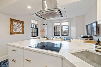 15 River St Unit 603, Boston, MA 02126