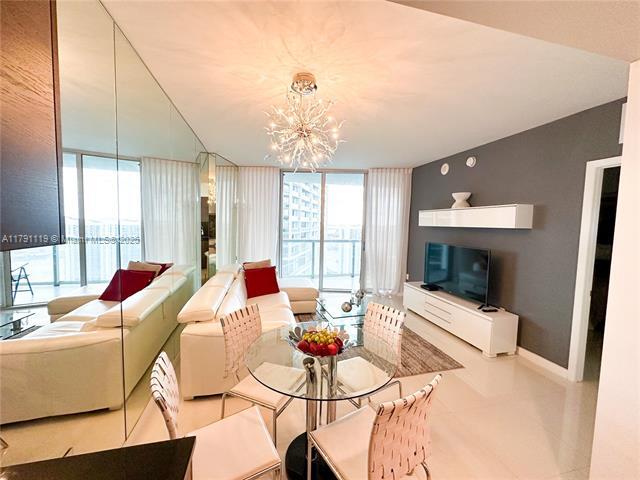 Icon Brickell Tower 2 unit 4902, Miami, FL 33131 - photo 5