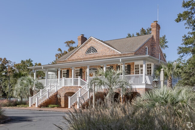 Wachesaw Plantation Club has many social events for its members at Wachesaw Plantation.