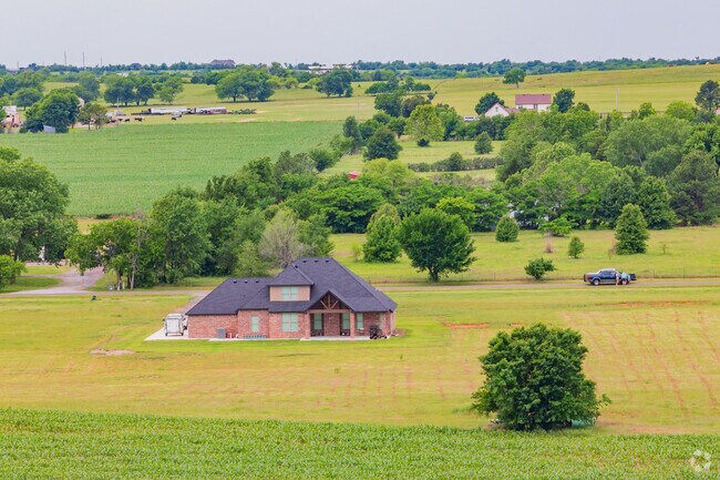 Goldsby boasts a vast array of large homes, perfect for growing families.