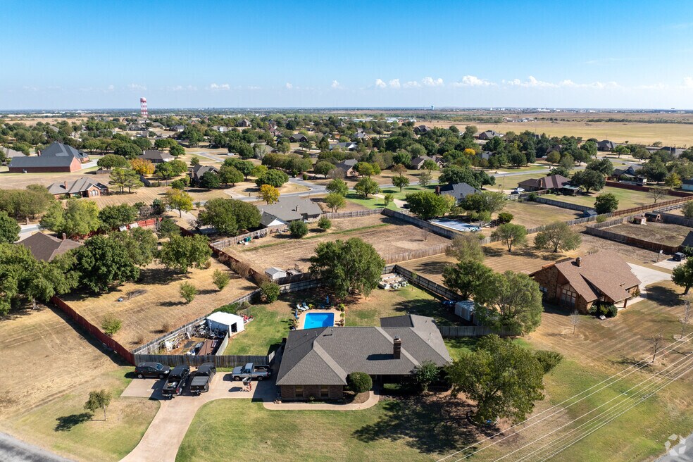 NH_Pecan Valley_OK_557869_P2_AP_V1_120524