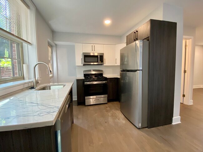 722 Lombard St unit 1, Philadelphia, PA 19147 - photo 7