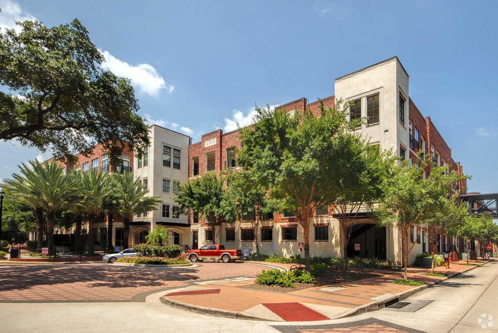 Marquis Enclave, Houston, TX 77002 - photo 1