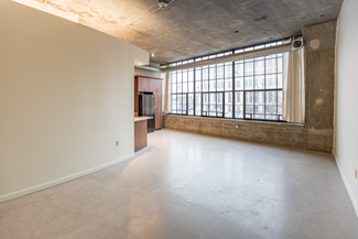 41 Burroughs St Unit 201, Detroit, MI 48202