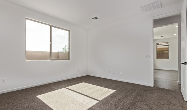 11514 S 50th Ln, Phoenix, AZ 85339 - photo 4