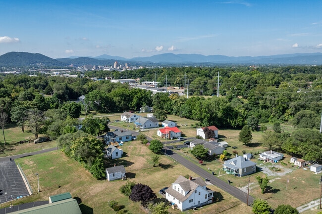 Hollins is about a 10min drive from downtown Roanoke.