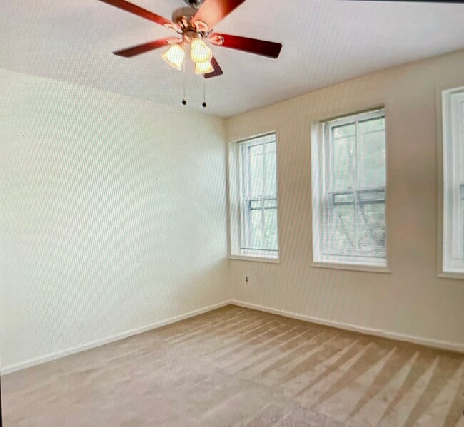 1602 E St SE, Washington, DC 20003 - photo 5