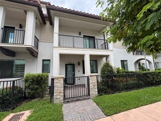 4760 NW 83rd Pkwy, Doral, FL 33166