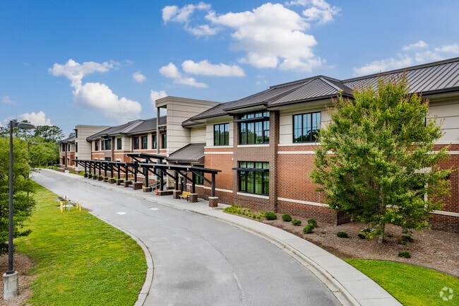 St Andrew's School of Math & Science Pick up and drop off in West Ashley.