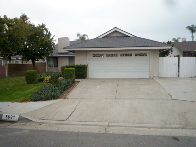 5691 Lynnbrook Plaza, Yorba Linda, CA 92886 - photo 2
