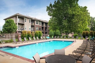 20 S 41st St, Council Bluffs, IA 51501