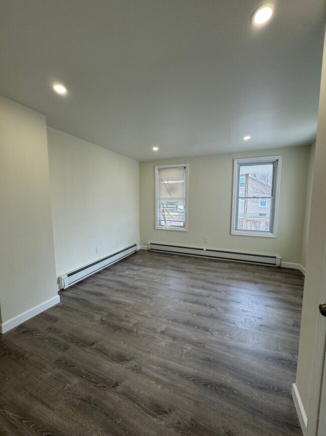 203 N 8th St unit 1, Lindenhurst, NY 11757 - photo 7