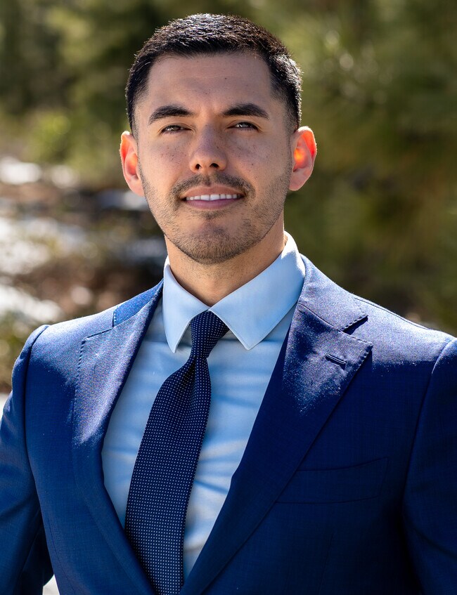 Alex Mendoza